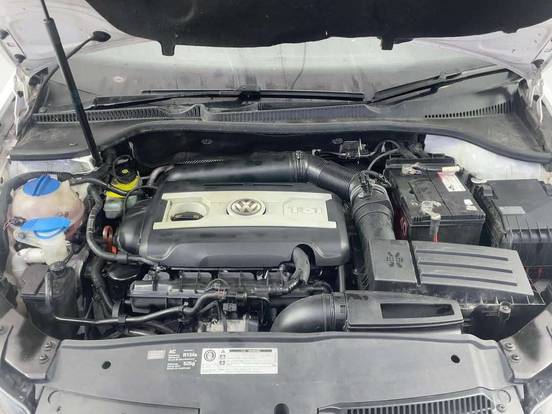 Photo '6' of Volkswagen Golf 2.0 Photo '6' of Volkswagen Golf 2.0