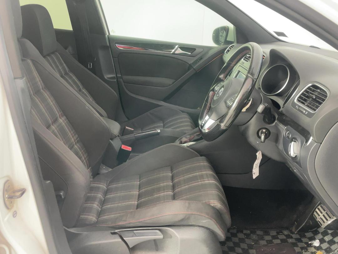 Photo '14' of Volkswagen Golf 2.0 Photo '14' of Volkswagen Golf 2.0