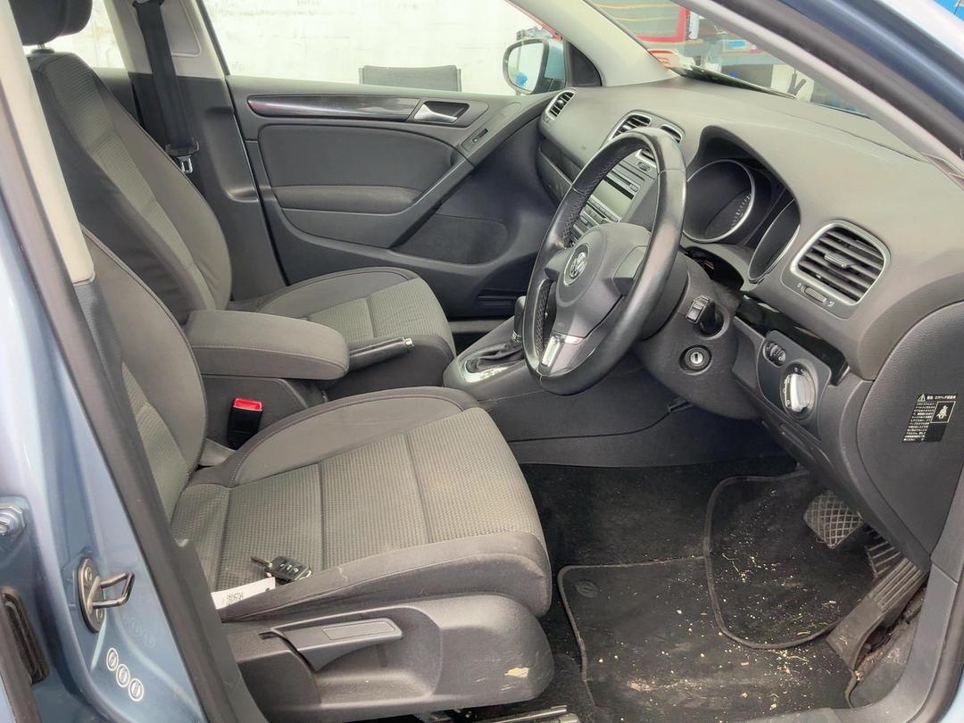 Photo '13' of Volkswagen Golf 1.4 90KW Photo '13' of Volkswagen Golf 1.4 90KW