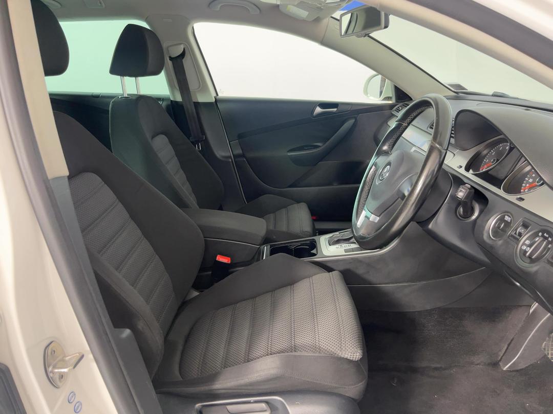 Photo '15' of Volkswagen Passat