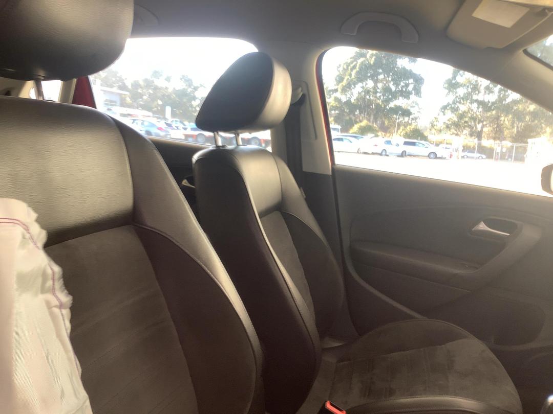 Photo '16' of Volkswagen Polo 77KW TSI