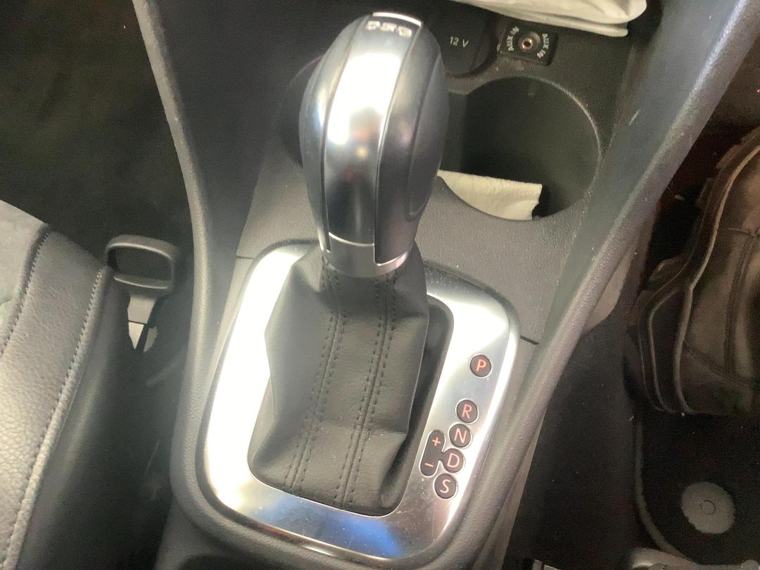 Photo '18' of Volkswagen Polo 77KW TSI