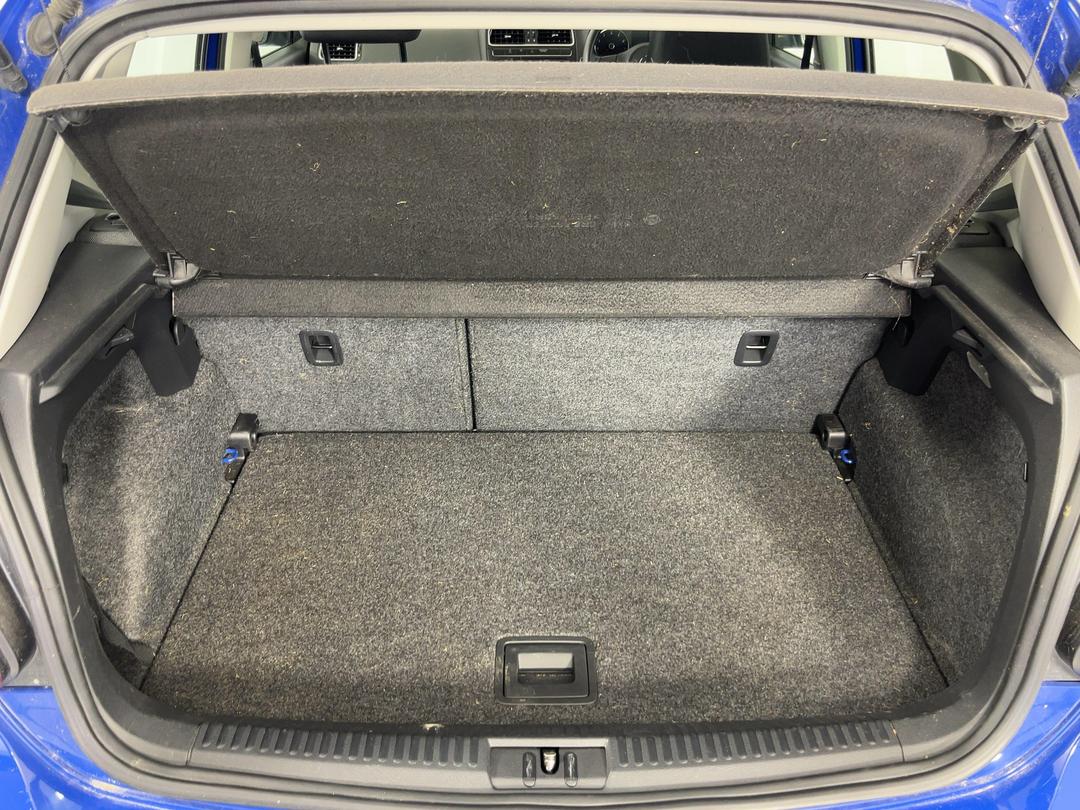 Photo '14' of Volkswagen Polo