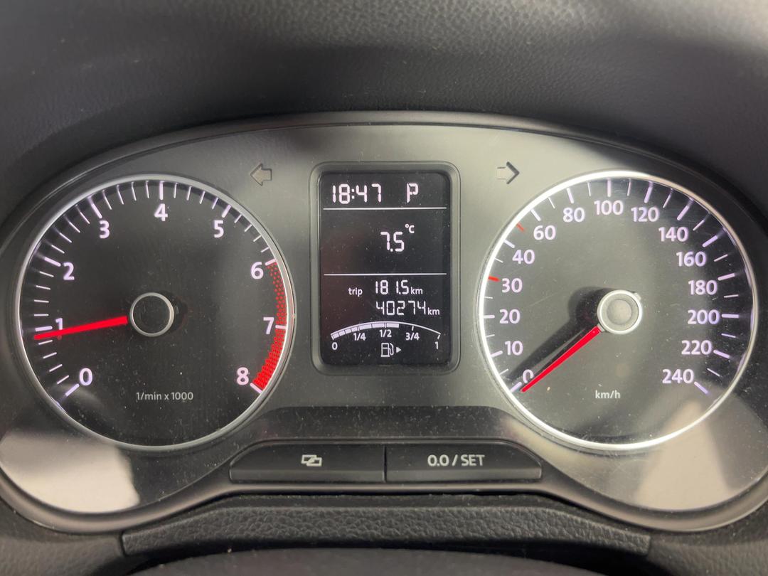 Photo '21' of Volkswagen Polo