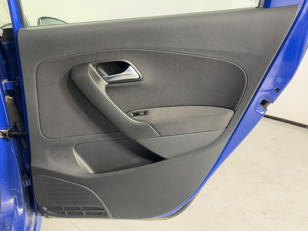 Photo '19' of Volkswagen Polo