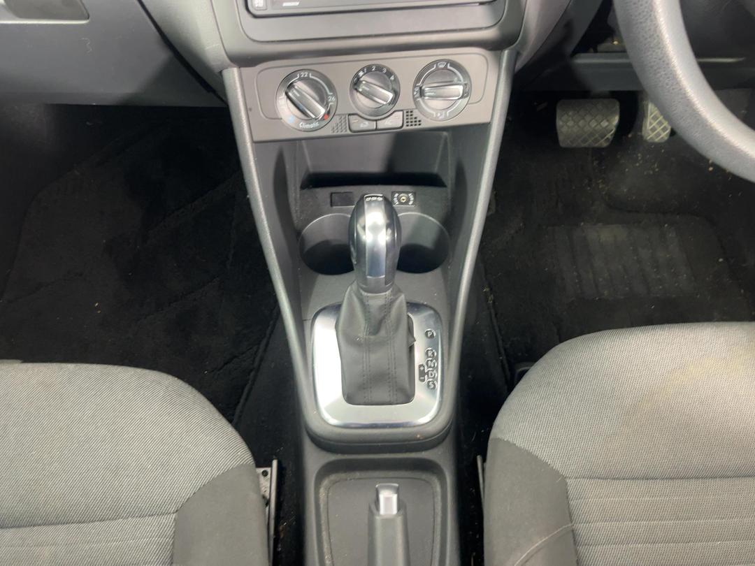 Photo '18' of Volkswagen Polo