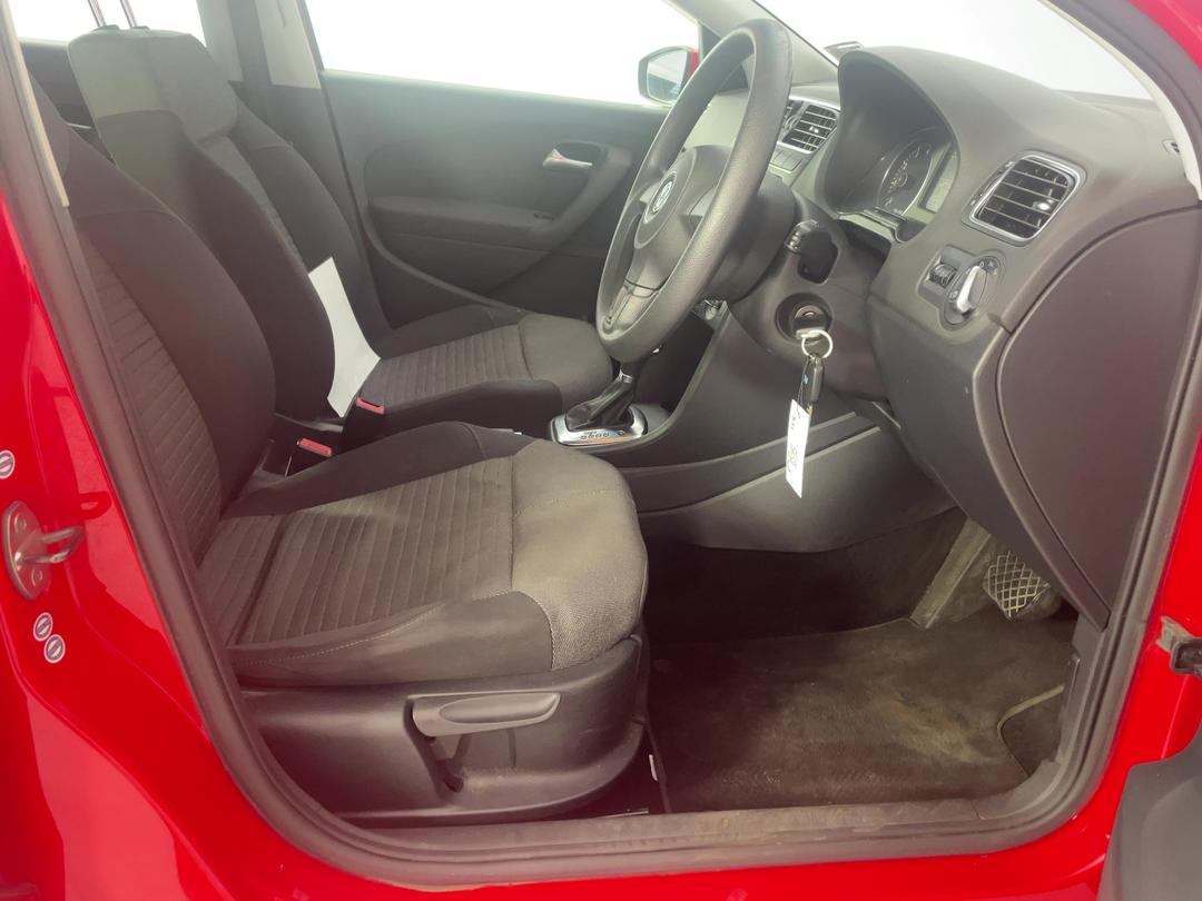 Photo '16' of Volkswagen Polo