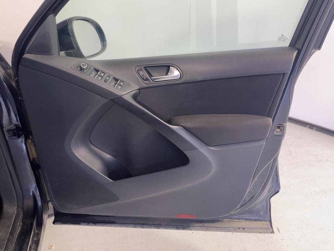 Photo '15' of Volkswagen Tiguan