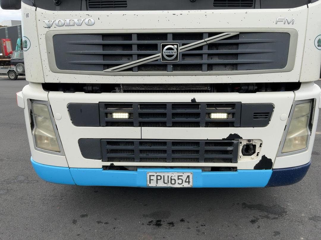 Photo '29' of Volvo FM480 Tanker