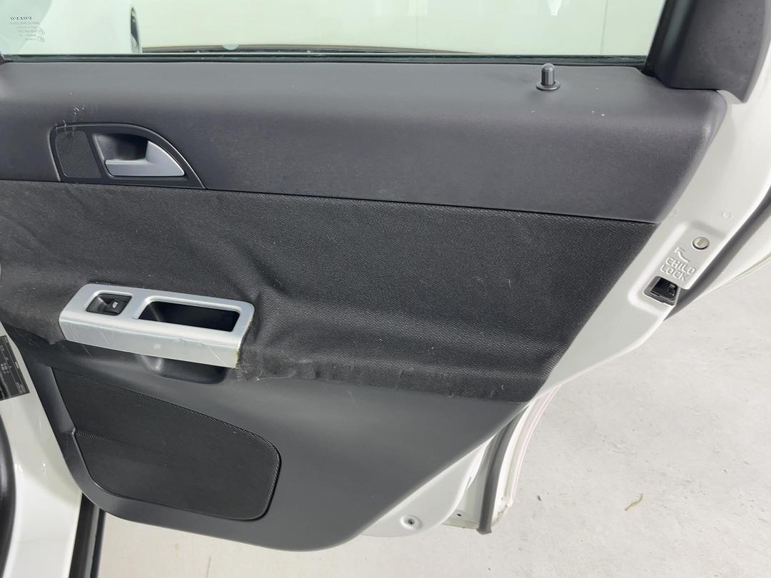Photo '19' of Volvo V50