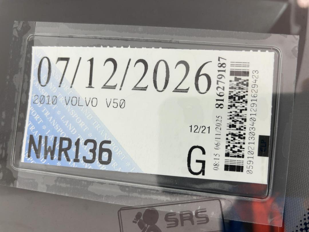 Photo '24' of Volvo V50