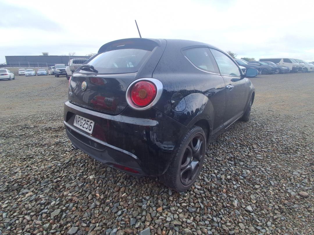 Photo '5' of Alfa Romeo Mito TCT Photo '5' of Alfa Romeo Mito TCT