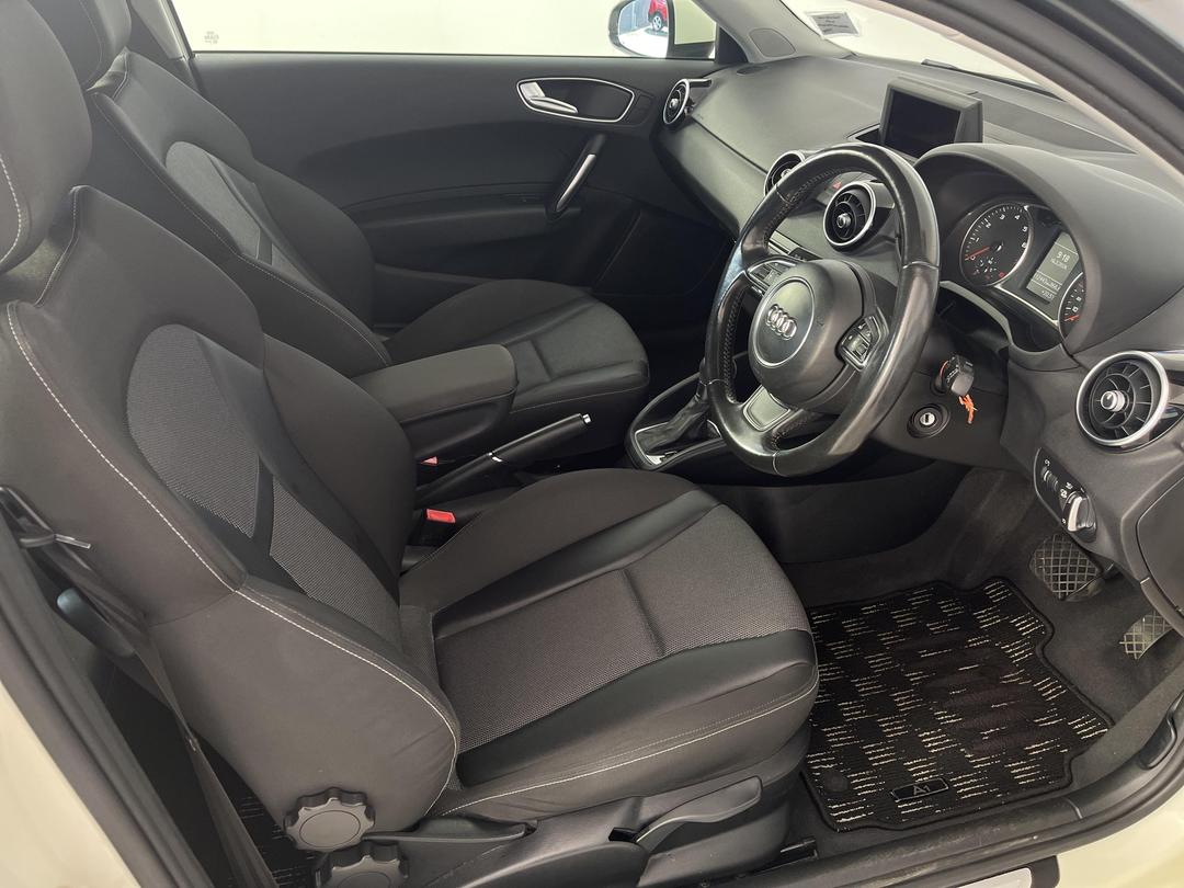 Photo '16' of Audi A1