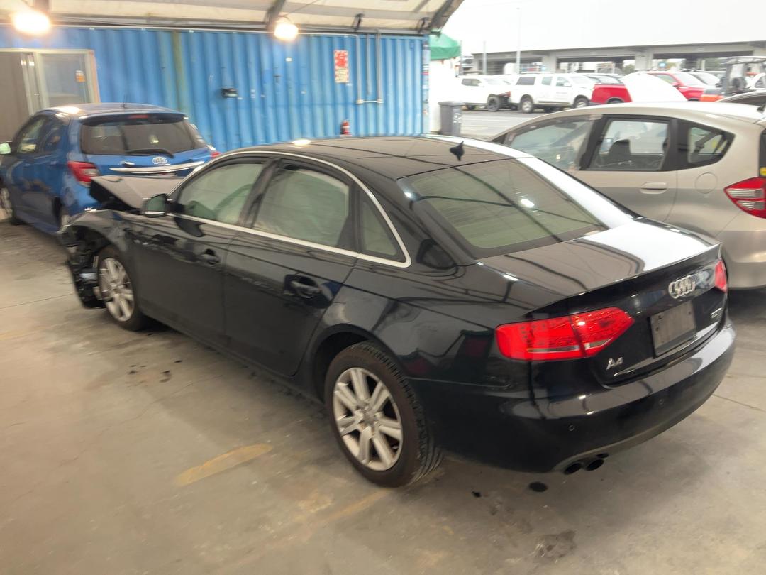 Photo '10' of Audi A4 2.0 Photo '10' of Audi A4 2.0