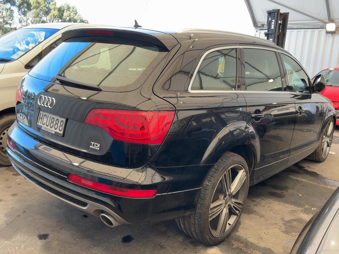 Photo '6' of Audi Q7 Photo '6' of Audi Q7