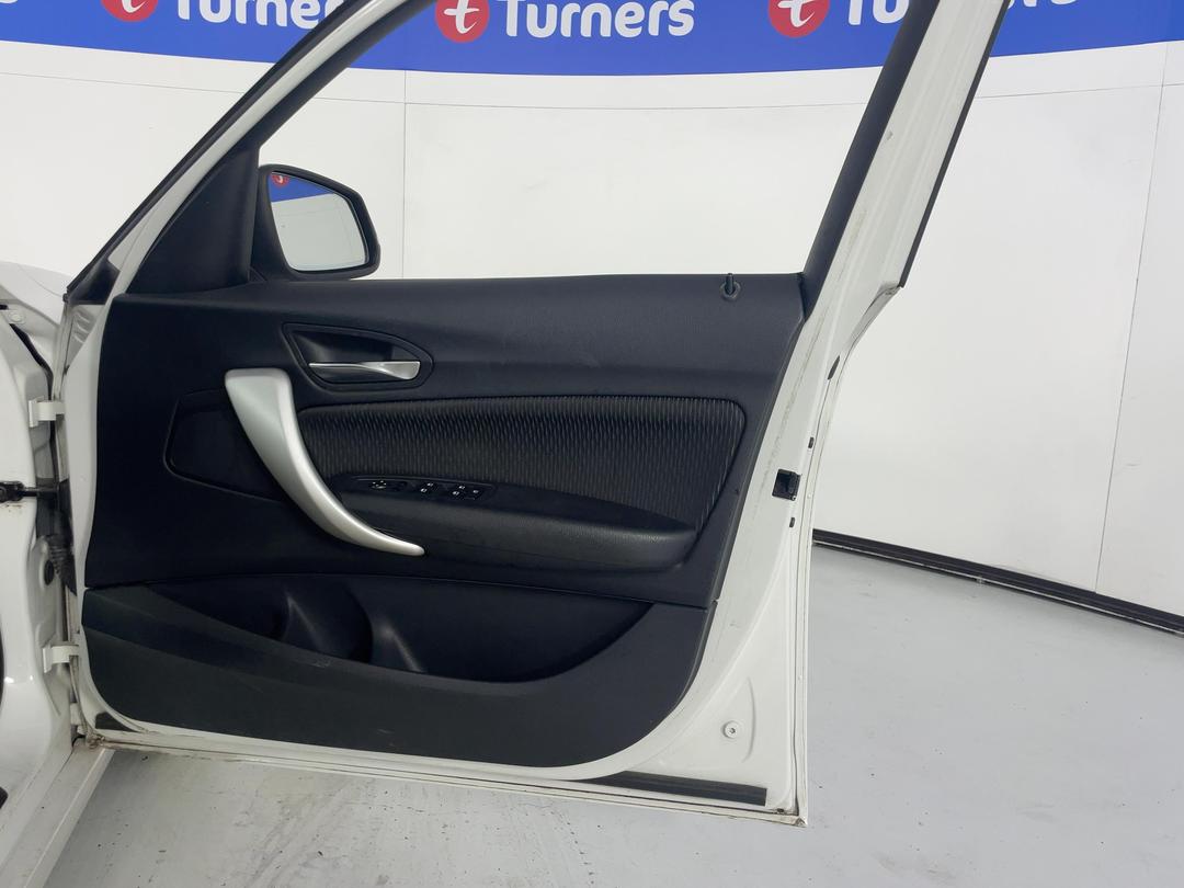 Photo '15' of BMW 1 Series