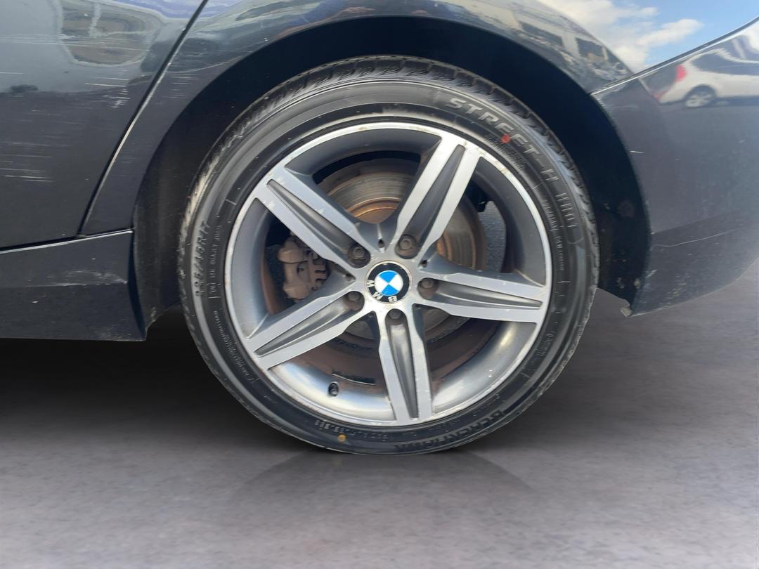 Photo '11' of BMW 1 Series