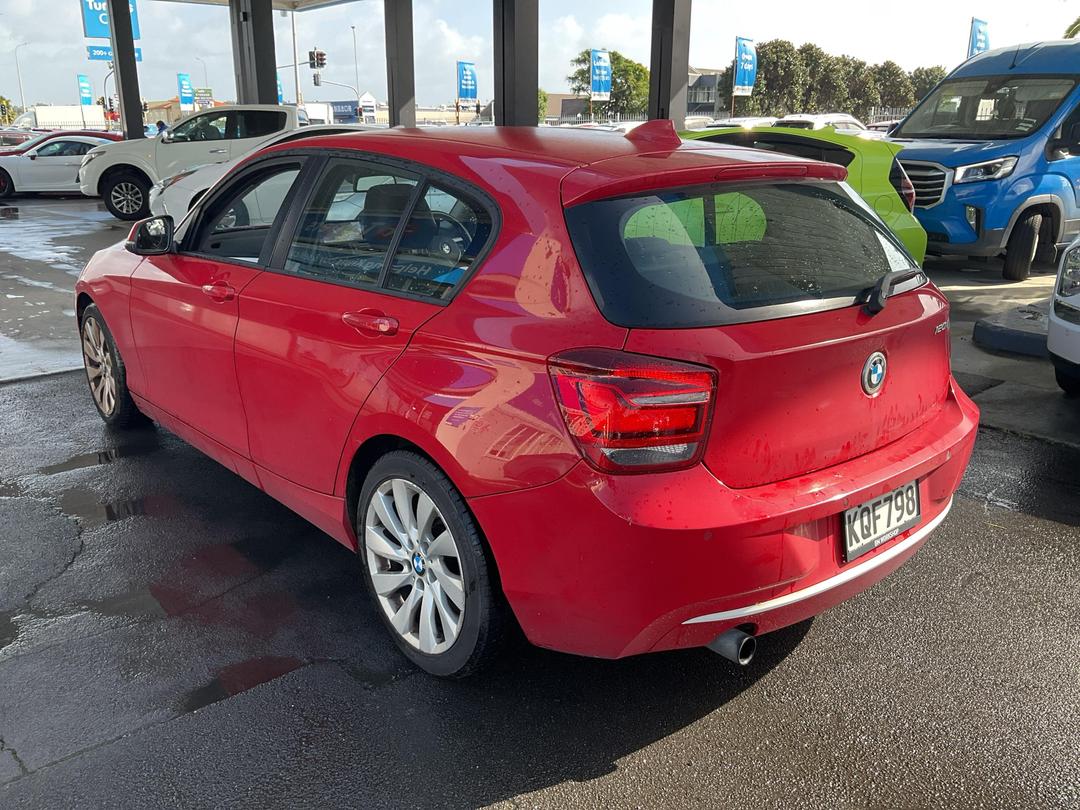 Photo '10' of BMW 120I