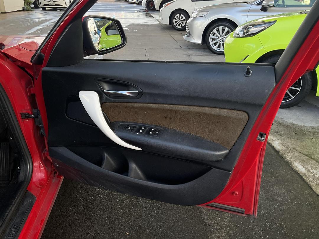 Photo '13' of BMW 120I