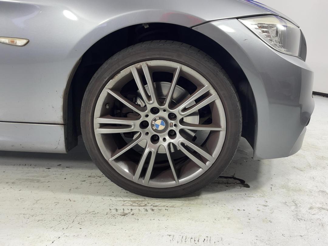 Photo '9' of BMW 3 Series