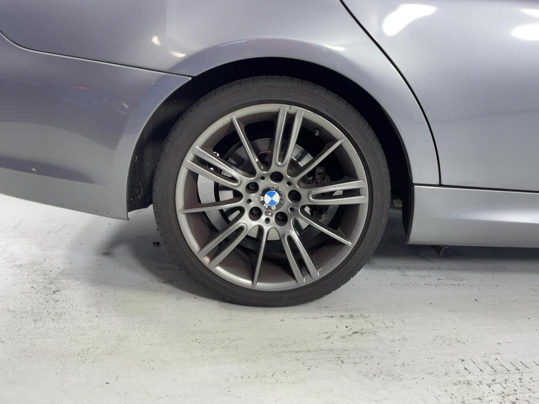 Photo '12' of BMW 3 Series