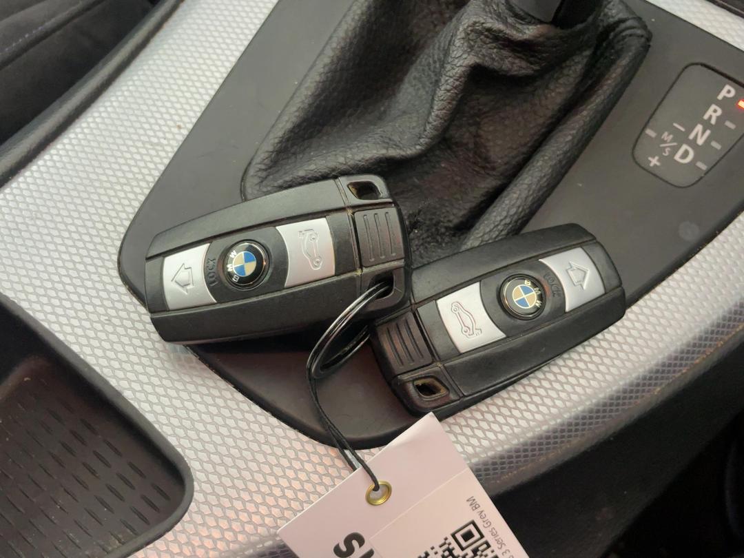 Photo '22' of BMW 3 Series