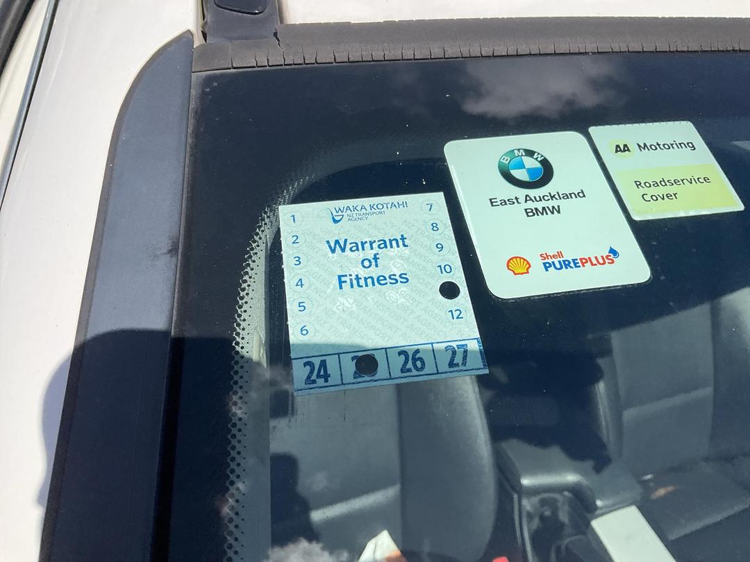 Photo '16' of BMW 320I