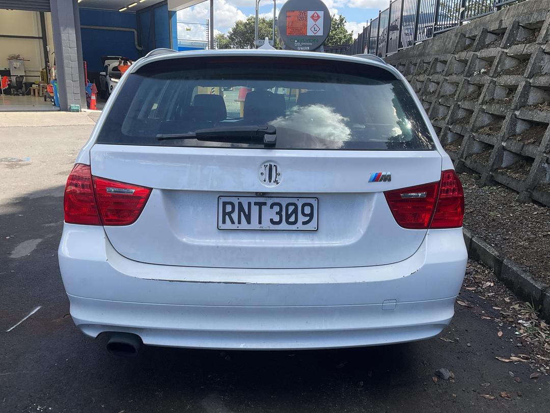 Photo '4' of BMW 320I