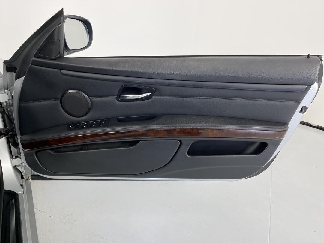 Photo '12' of BMW 335I