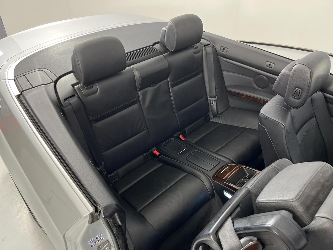 Photo '16' of BMW 335I