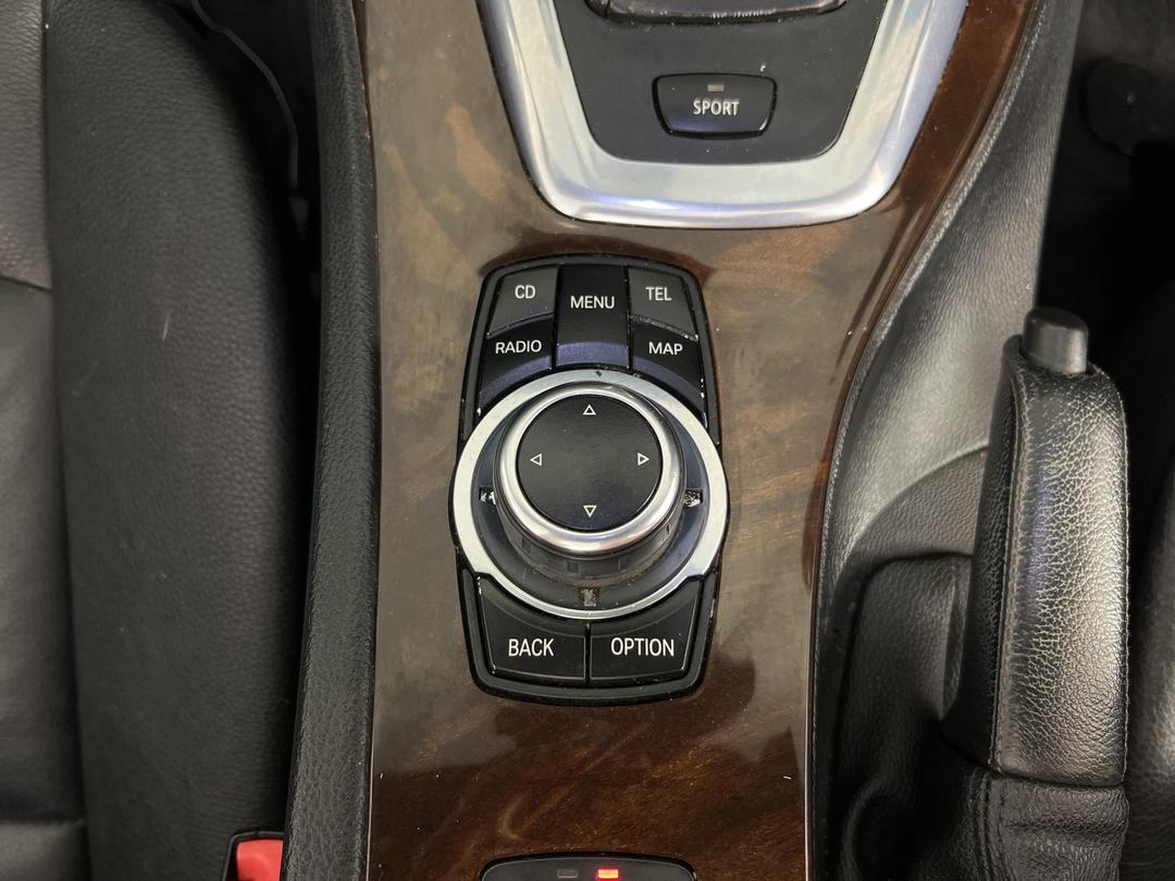 Photo '27' of BMW 335I