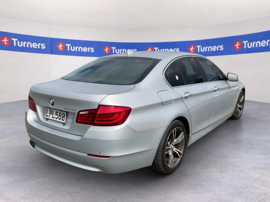 Photo '6' of BMW 5 Series 523I Photo '6' of BMW 5 Series 523I