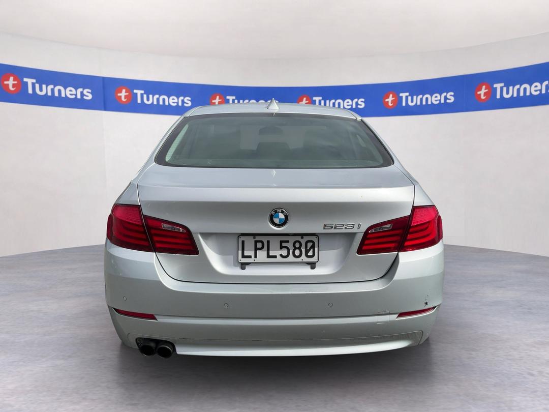Photo '5' of BMW 5 Series 523I Photo '5' of BMW 5 Series 523I