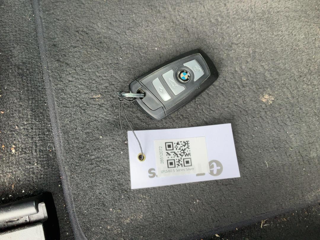 Photo '20' of BMW 5 Series 523I Photo '20' of BMW 5 Series 523I