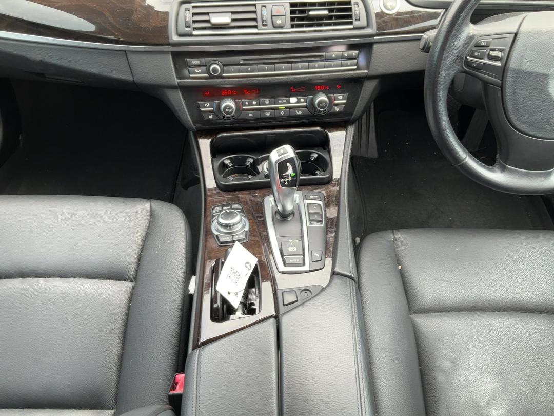 Photo '16' of BMW 5 Series 523I Photo '16' of BMW 5 Series 523I