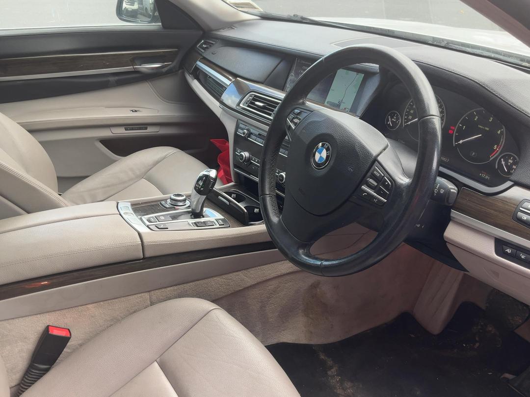 Photo '15' of BMW 7 Series 730LD Photo '15' of BMW 7 Series 730LD