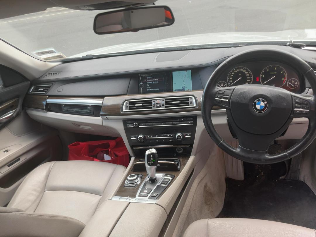 Photo '16' of BMW 7 Series 730LD Photo '16' of BMW 7 Series 730LD