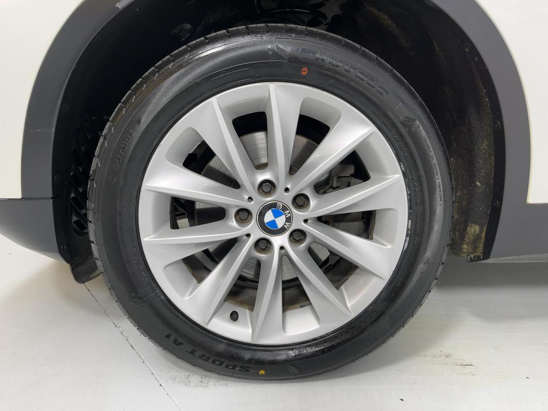 Photo '10' of BMW X3