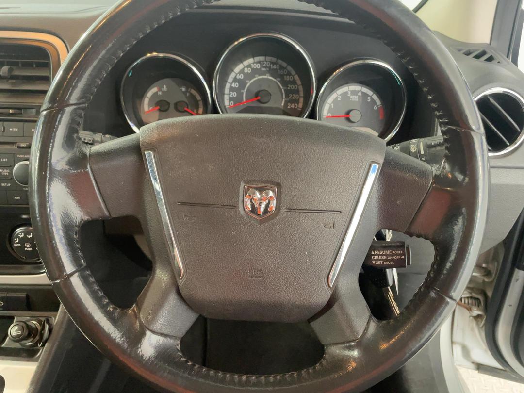 Photo '24' of Dodge Caliber