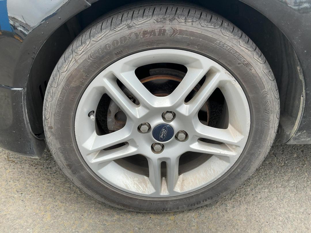 Photo '6' of Ford Fiesta