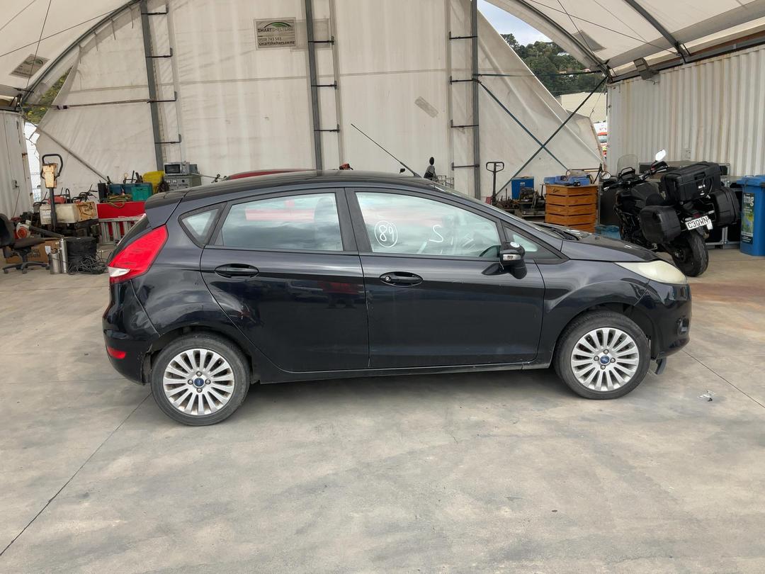 Photo '8' of Ford Fiesta LX Photo '8' of Ford Fiesta LX