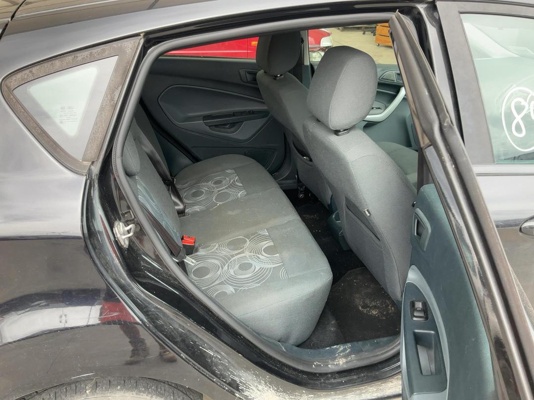 Photo '15' of Ford Fiesta LX Photo '15' of Ford Fiesta LX