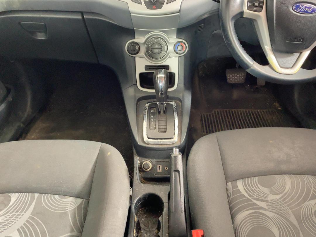 Photo '17' of Ford Fiesta