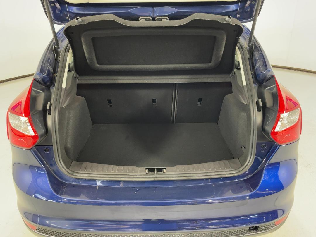 Photo '14' of Ford Focus