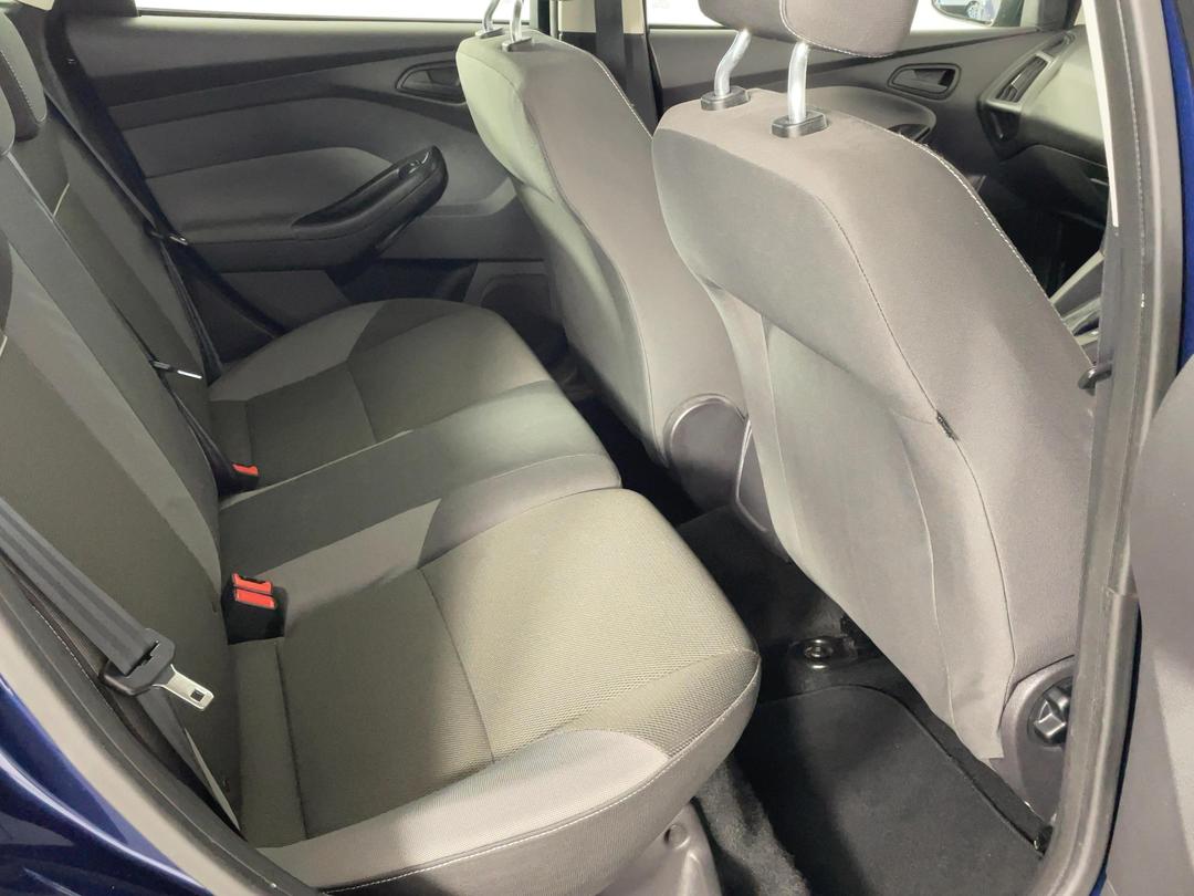 Photo '20' of Ford Focus