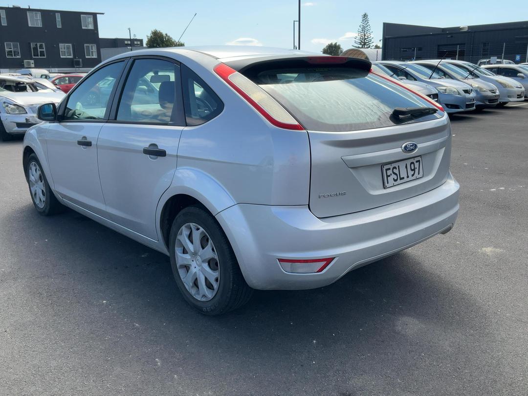 Photo '6' of Ford Focus Photo '6' of Ford Focus