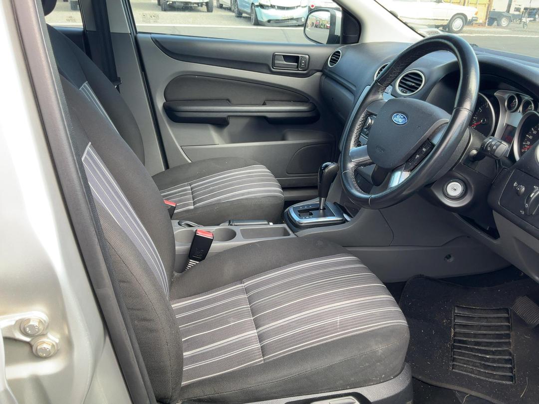 Photo '15' of Ford Focus Photo '15' of Ford Focus