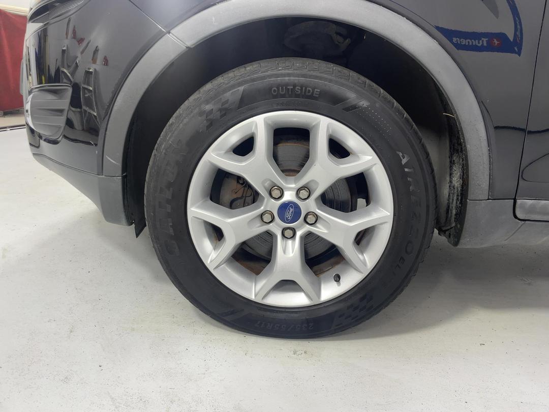 Photo '10' of Ford Kuga
