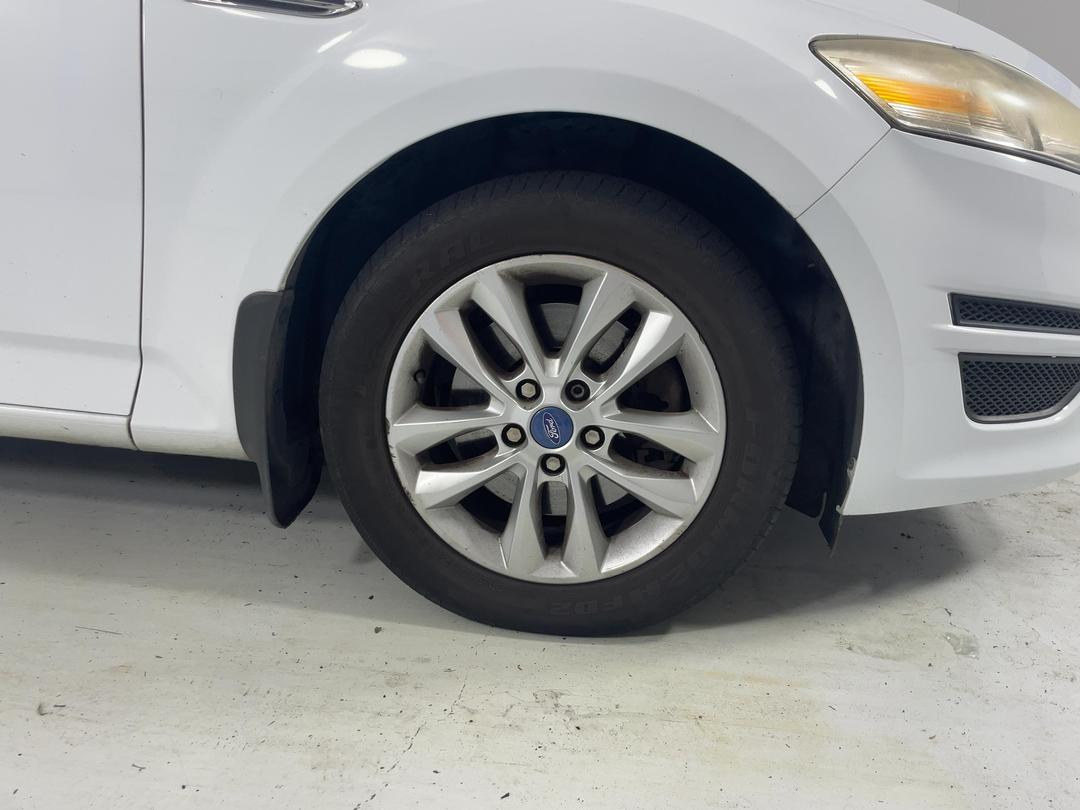Photo '9' of Ford Mondeo