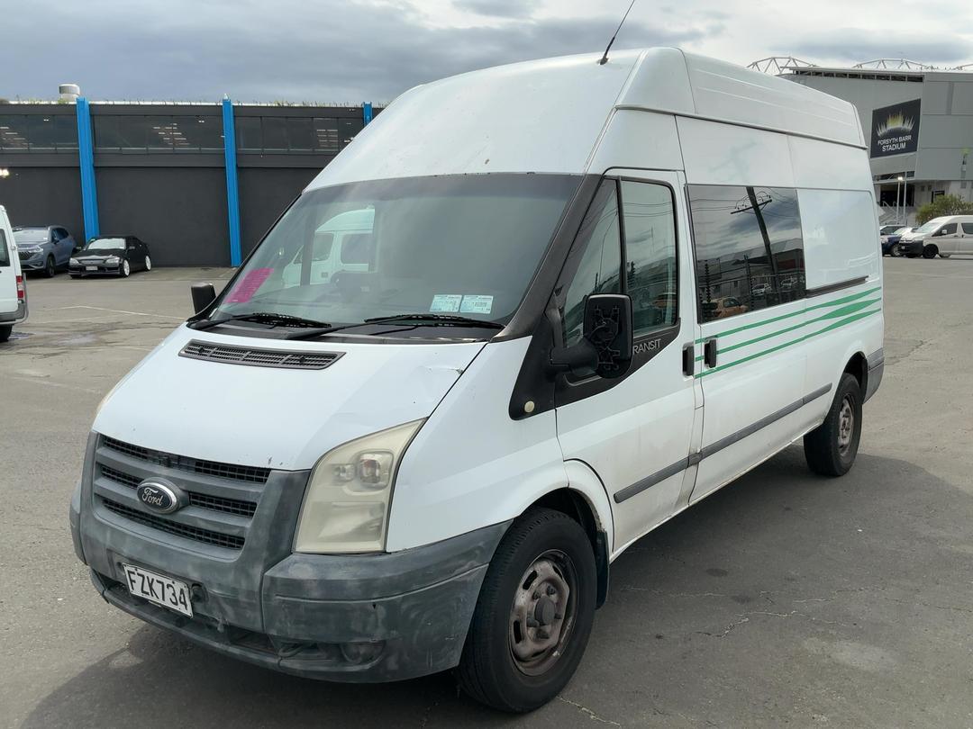 Photo '3' of Ford Transit LWB Hiroof Photo '3' of Ford Transit LWB Hiroof